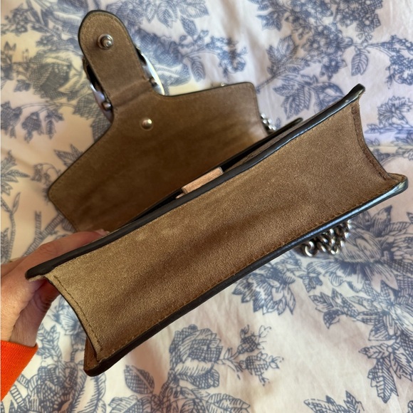 Gucci Dionysus Shoulder Bag - Picture 6 of 12